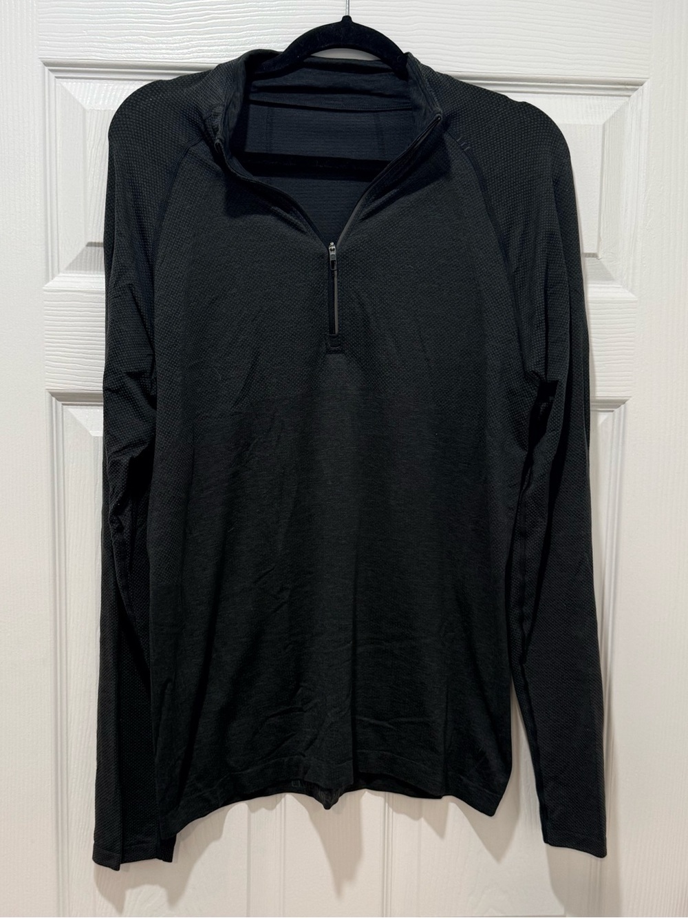 Lululemon Men's Black Quarter-Zip Performance Sweater